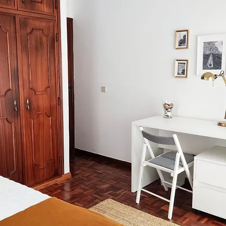 Ascensor House Hébergement de vacances *